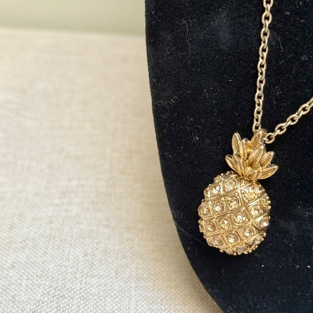 Long J. Crew Gold Pineapple Pendant - Picture 5 of 6